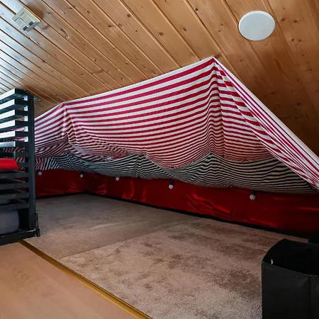 Alpine Fox By Aavalevi *